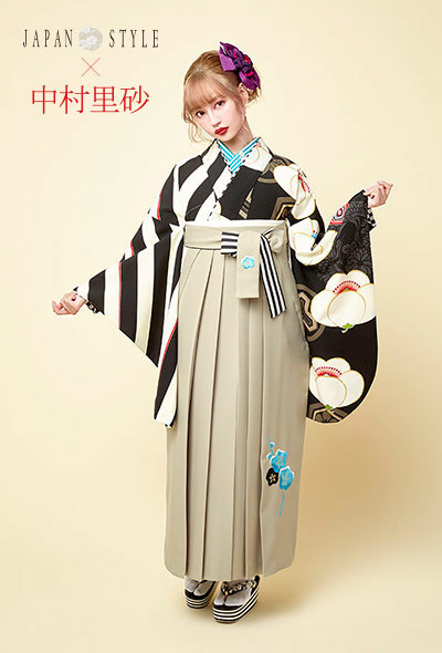 中村里砂　袴